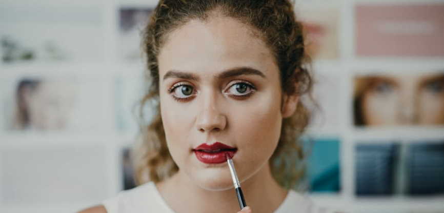 How can makeup make you look younger?