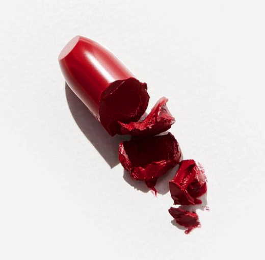 Ingredients of a lipstick