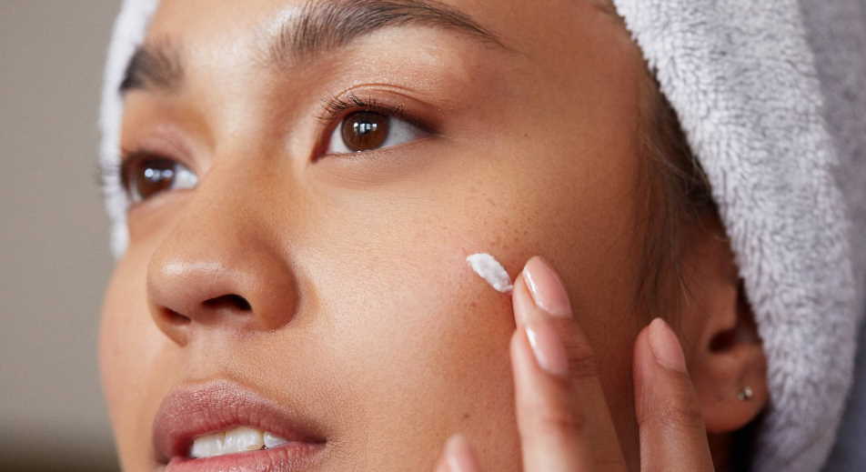 What causes pilling on the face?
